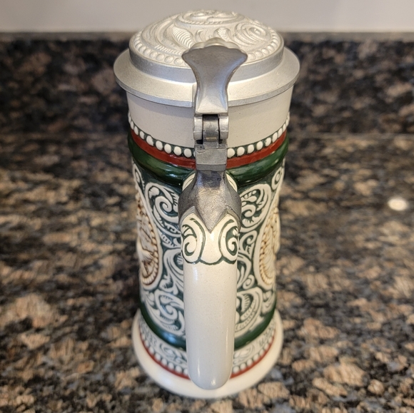 Avon 1978 Beer Stein "The Strike Rainbow Trout English Settler" Vintage - Picture 4 of 7